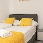 Pleasing Room Hauptbahnhof With Best Location