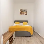 Pleasing Room Hauptbahnhof With Best Location