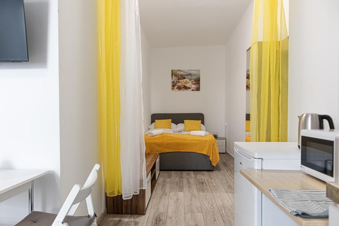 Pleasing Hauptbahnhof With Best Location Apartment Vienna