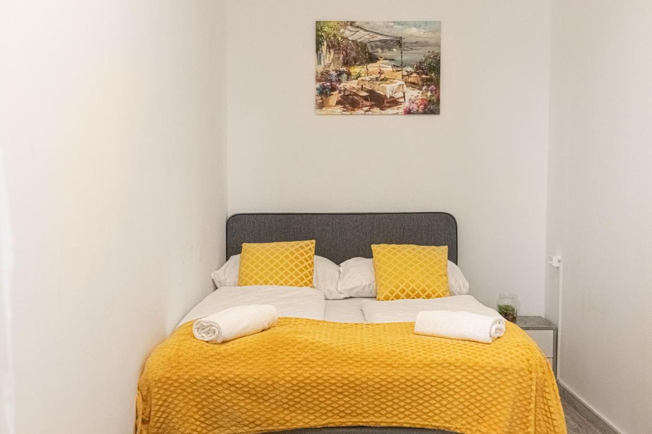 Pleasing Hauptbahnhof With Best Location Apartment